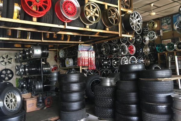 Tyre Shop1